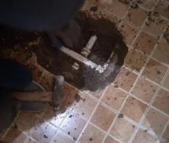 黄冈市卫生间漏水维修公司为您分享下卫生间渗水如何处理及注意事项